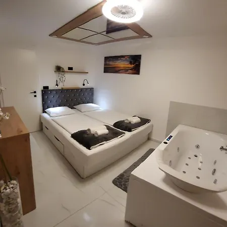 Apartment By The Sea Selce, Crikvenica - 22726 *